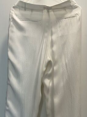 Fully lined white trousers, cupro and viscose fabric